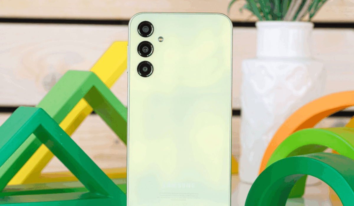 Popular Samsung Phone Could Soon Get S26 Ultra’s Flagship Software